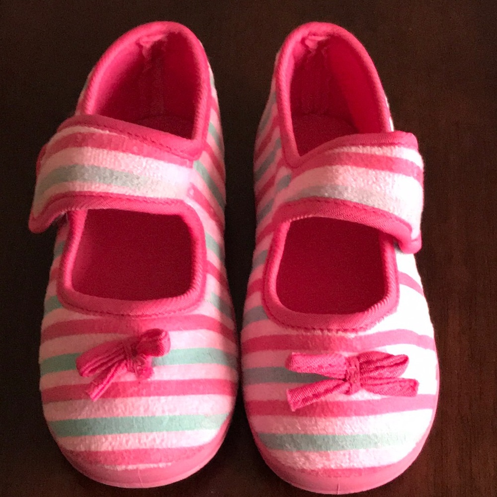 Sleepers size xl toddler about 8